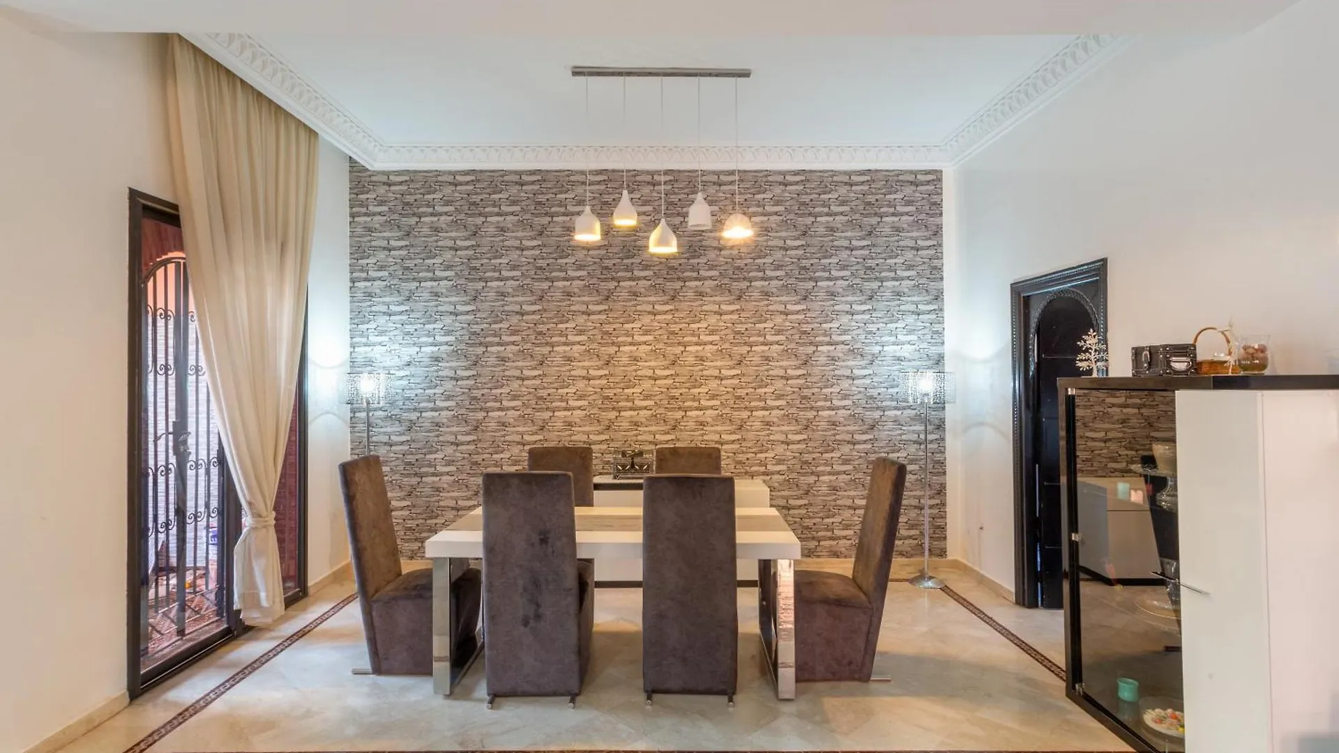 Magnifique Villa De 320 M2 Avec 2 Piscines Marrakesh Maroc