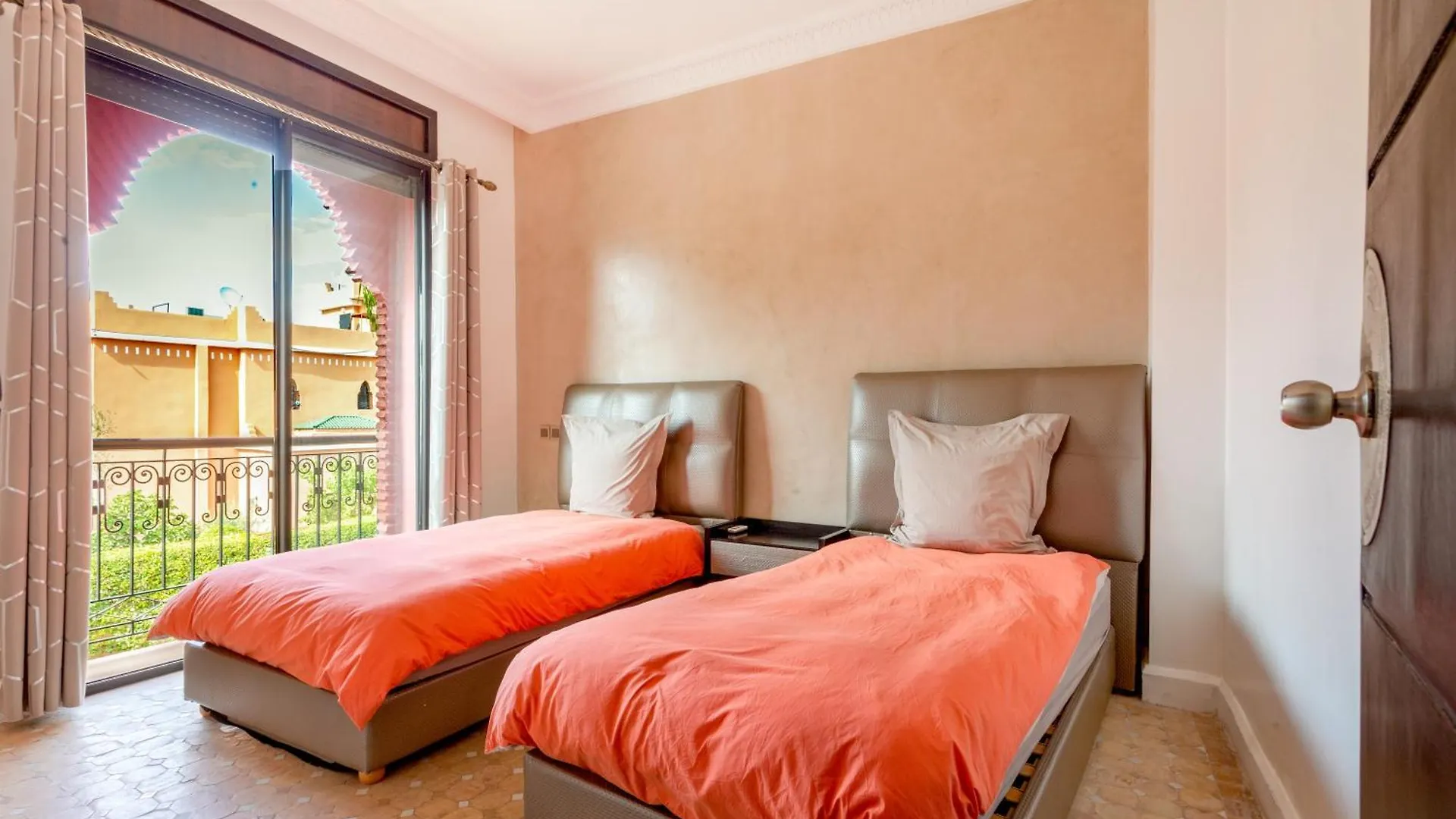 Magnifique Villa De 320 M2 Avec 2 Piscines Marrakesh