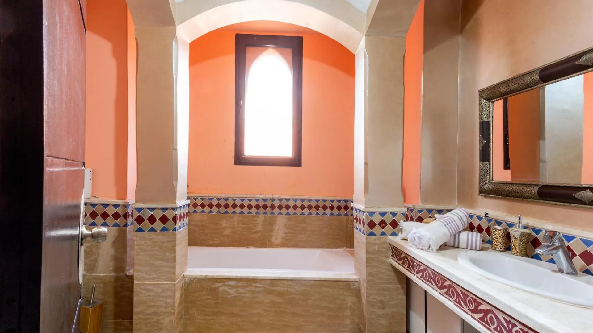 Magnifique Villa De 320 M2 Avec 2 Piscines Marrakesh