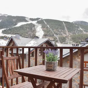 apartament-ninot-bonito-apartamento-con-vistas-a-la-x.andorra-la-vella-hotels.net/